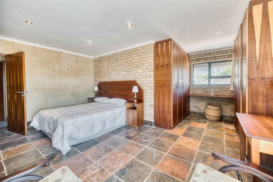 4 Bedroom Property for Sale in Pearly Beach Western Cape